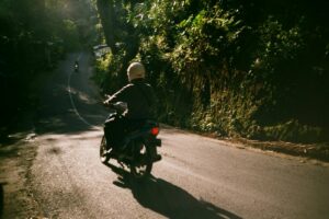 Jangan Tertipu Jalan Maribaya Lembang: Tampak Mulus dan Menenangkan, tapi Diam-diam Makan Korban