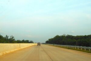 Jalan Tol Trans Sumatera Bakauheni-Palembang Ampas, Kalah Bagus sama Jalan Depan Rumah Saya