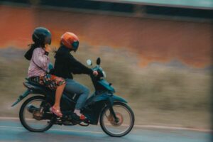 Jalan di Daerah UNNES Semarang Bikin Saya Bete, Nggak Cuma Sempit tapi Juga Banyak Pengendara Ugal-ugalan di Sana