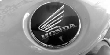 Honda Astrea Grand Motor Klasik yang Jadi Buruan Anak Muda (Unsplash)