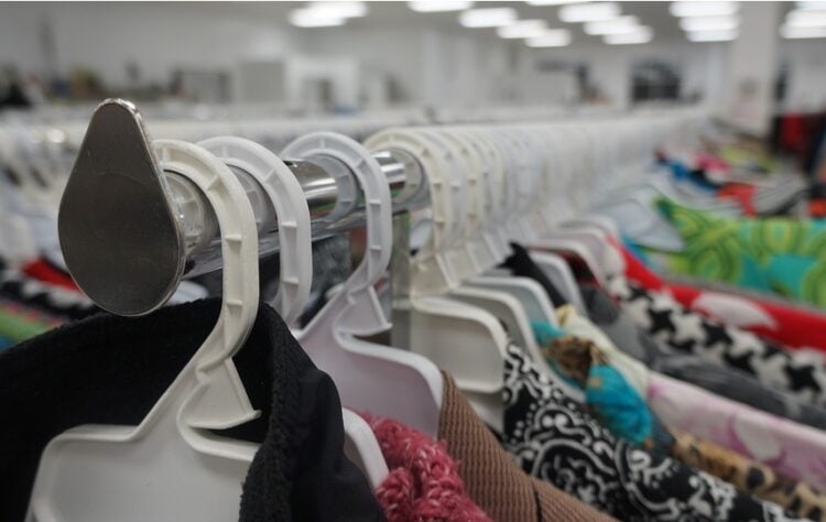 Tipuan Pedagang Baju Thrifting Bikin Pembeli Lari (Pixabay)