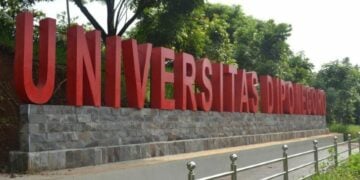 Enaknya Kuliah di Ilmu Komunikasi UNDIP, Dosen dan Mahasiswa Serasa Keluarga