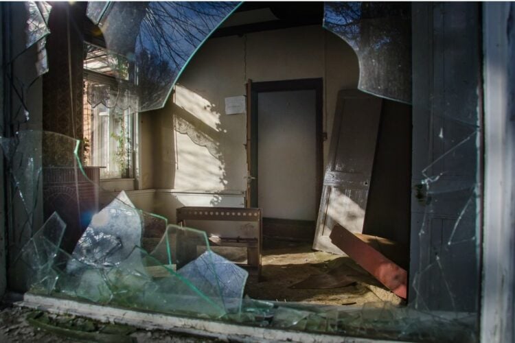 Gedung Setan Surabaya, Saksi Masyarakat Tionghoa Bertahan Hidup dari Konflik Berdarah di Indonesia