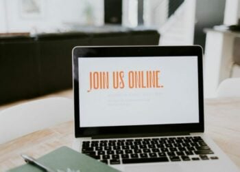 Bujuk Rayu di Balik Janji Manis Kursus Online (Unsplash)