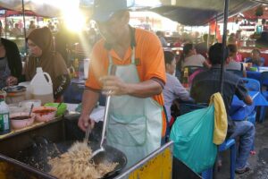 Susahnya Mencari Nasi Goreng di Solo yang Cocok di Lidah Orang Jawa Timur, Semuanya Terlalu Manis!