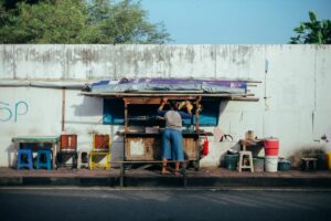 4 Cara Mudah Mengenali Angkringan Enak, Jangan Sampai Terjebak!