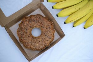 Bolu Pisang Ibu Onih, Oleh-oleh Khas Sukabumi yang Melegenda. Wajib Banget Dicoba!