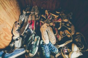 Kasta Merek Sepatu Anak-anak Zaman Dahulu