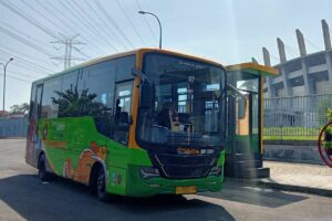 Bus Trans Jatim: Ekonomis dan Nyaman, tapi Nggak Ramah untuk Penumpang Pendek seperti Saya
