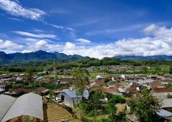 Kecamatan Dau, Terlalu "Kota" untuk Disebut Kabupaten Malang