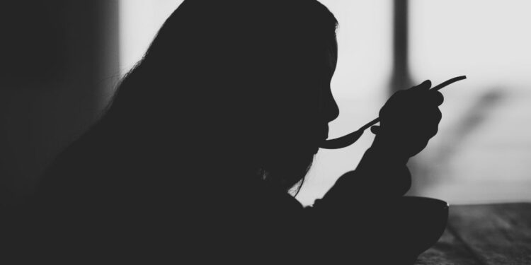 Maraknya Kasus Siswa Keracunan Makanan Bukti Bobroknya Kualitas Kantin Sekolah di Indonesia