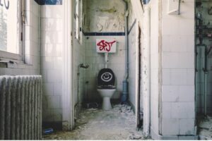 5 Alasan Mengapa Siswa Ogah Berak di Toilet Sekolah, Kamu Pasti Pernah Mengalaminya