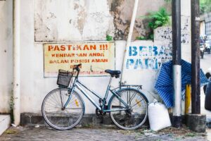 Malang Kota Wisata Parkir: Tiap Sudut Kota Kini Dikuasai Tukang Parkir, Semakin Nggak Nyaman