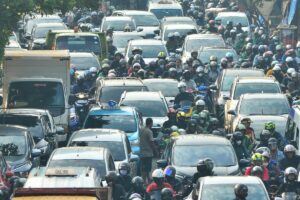 5 Mobil yang Perlu Dihindari di Jalan Raya selain Pajero dan Fortuner demi Keselamatan Diri Sendiri