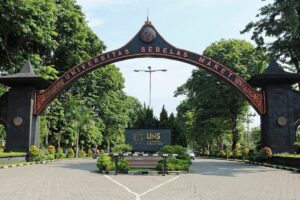 Sisi Gelap Jalan Kabut, Jalan yang Bikin Maba UNS Merinding dan Kena Plot Twist