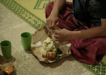 3 Alasan Banyak Orang Tegal Malah Jualan Nasi Padang (Unsplash)