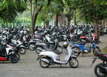 Honda Scoopy, Motor yang Nggak Ramah Dikendarai di Musim Hujan