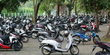 Honda Scoopy, Motor yang Nggak Ramah Dikendarai di Musim Hujan