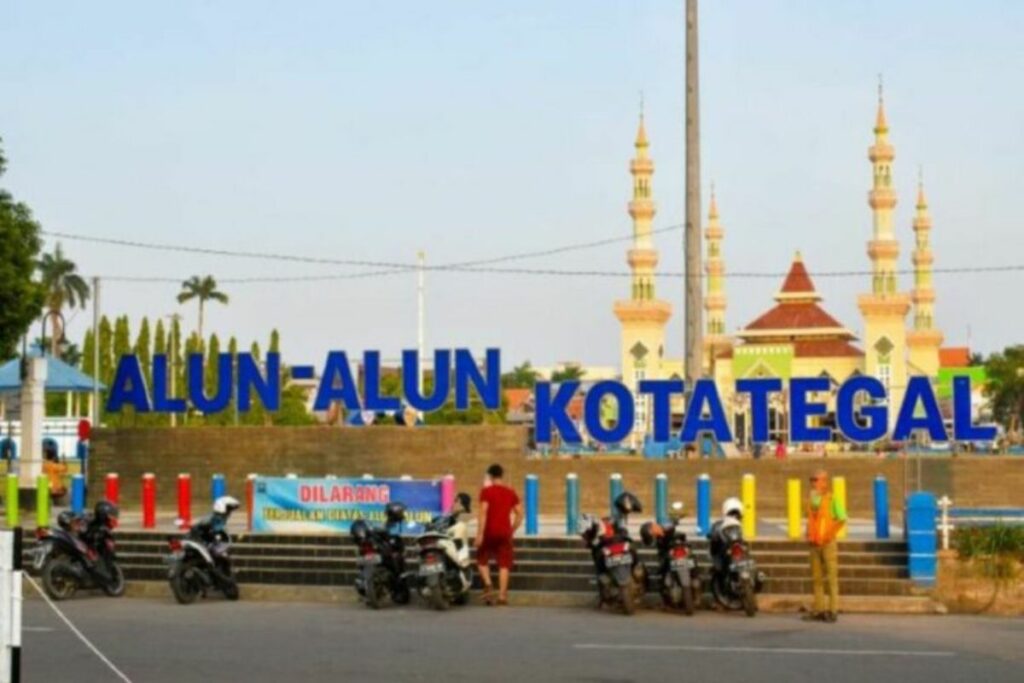 Hal-hal Menjengkelkan yang Ada di Alun-Alun Tegal