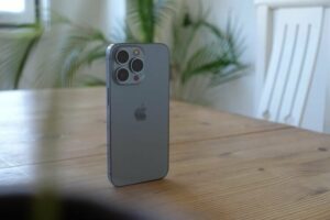 Membandingkan iPhone dengan Android Murah Adalah Perbuatan yang Tidak Bisa Dimaafkan