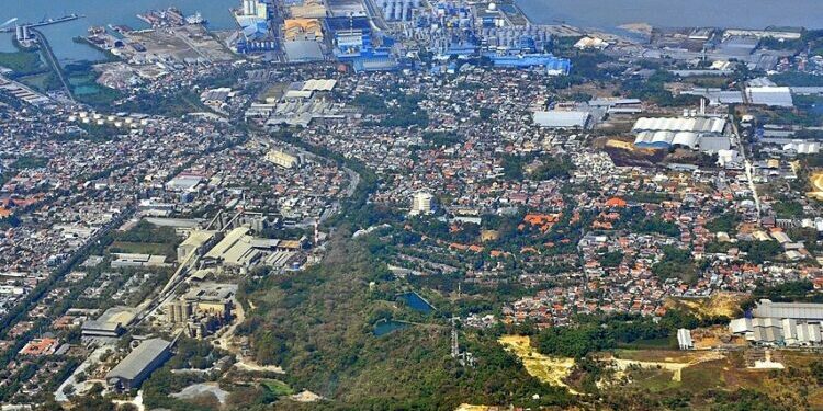 4 Hal Tentang Gresik yang Sering Disalahpahami Orang Awam (Wikimedia Commons)