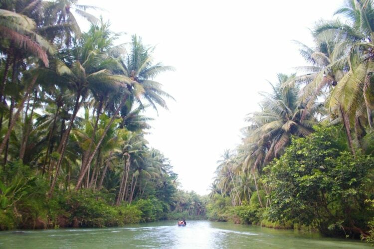 Cerita di Balik 3 Sungai yang Terkenal Angker di Tegal Mojok.co