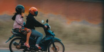 5 Kebiasaan Pengendara Motor yang Dianggap Normal, tapi Sebenarnya Melanggar Aturan dan Memicu Kecelakaan