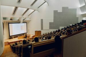 Sedaring-daringnya Universitas Terbuka, Doi Tetap Punya Gedung. Gede Lagi!