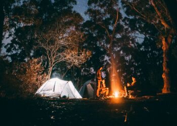 Pikirkan Hal-hal Ini Sebelum Naik Gunung, Jangan FOMO dan Cuma Ikut-ikutan Mojok.co