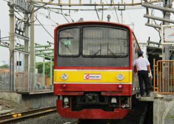 Lagu “Go Go Kota Solo” Alasan Saya Suka Naik KRL Jogja-Solo Mojok.co