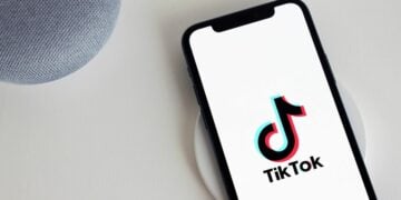 Nggak Usah Hina Joget Sadbor TikTok, Mereka Cuma Cari Uang, Nggak Ngobrak-abrik Konstitusi