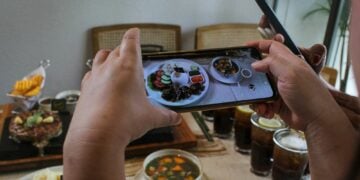 5 Franchise Restoran yang Jadi Comfort Food Saat Bepergian ke Luar Kota (Mojok.co)