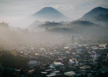 3 Alasan Orang Wonosobo Malas Berwisata ke Dieng Mojok.co