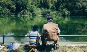 Di Balik Hobi Memancing yang Terlihat Sia-Sia
