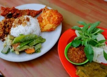 Menggugat Warung Makan yang Lupa Mematikan GoFood, ShopeeFood, Atau GrabFood: Dosa Besar Bikin Repot Banyak Orang!