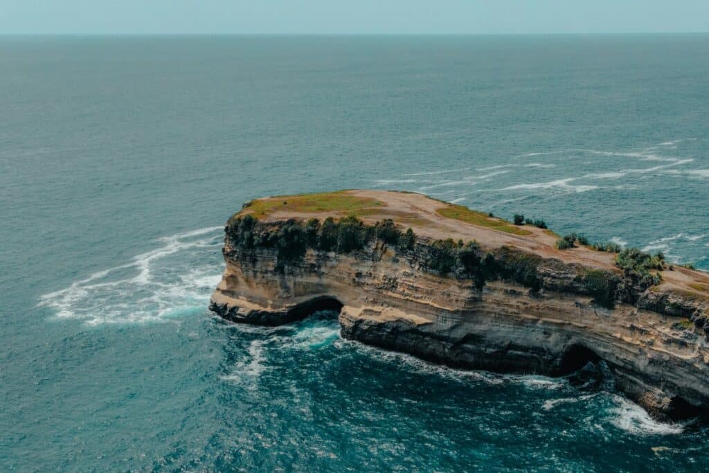 Pacitan di Antara Keindahan Alam dan Ancaman Tsunami (Unsplash)