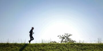 Jogging di Stadion Manahan Solo Menyenangkan asal Bisa Berdamai dengan Hal-hal Ini Mojok