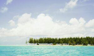 Pulau Bawean, Destinasi Wisata Gresik yang Tidak Boleh Dilewatkan