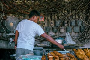 Kasta Gorengan Manis dari yang Tertinggi hingga Penuh Kontroversi