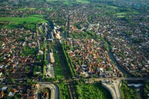 Purwokerto Adalah Daerah Paling Aneh karena Bukan Kota, Kurang Pas Disebut Kabupaten, Apalagi Menjadi Kecamatan. Maunya Apa, sih?