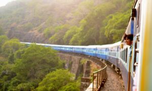 Pengalaman 32 Jam Naik Kereta Api Pakistan seperti Kembali ke Era 90-an