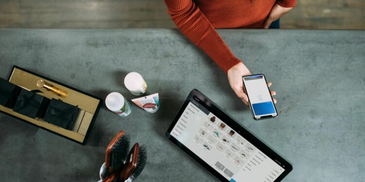 5 Hal yang Banyak Dikhawatirkan di Era Pembayaran QRIS Mojok.co