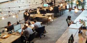 Freelance Memang Menggiurkan, tapi Tidak Semua Orang Cocok Menjalaninya Mojok.co