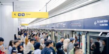 4 Hal yang Bisa Dilakukan di Stasiun MRT Jakarta selain Naik MRT Mojok.co