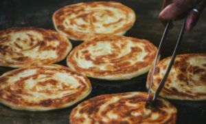 Pakistan Nggak Cocok untuk Kalian yang Tiap Pagi Harus Sarapan Nasi