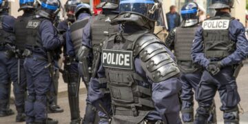 Wajar Ada Orang yang Mau Keluar Duit Ratusan Juta demi Masuk Polisi, karena Polisi Amat Dihormati di Lingkungan, Tak Peduli Pangkatnya Apa