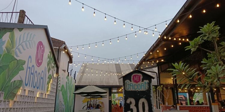 Sama-sama Punya Banyak Cabang, Kenapa Mixue Makin Sepi sementara Mie Gacoan Selalu Ramai?