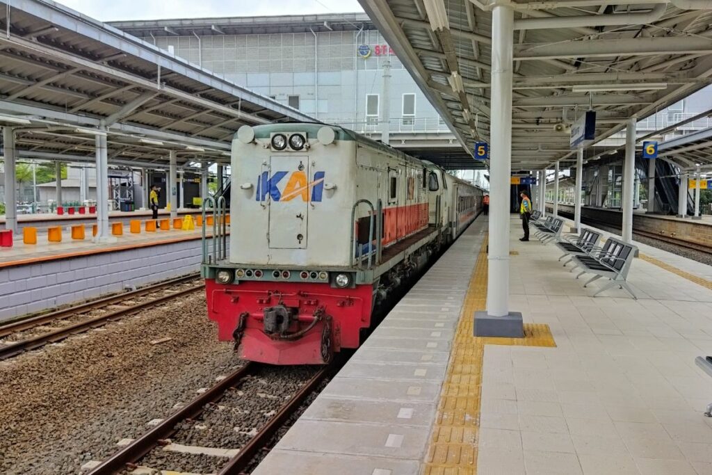 Seandainya Stasiun Cikarang Nggak Pernah Ada, Ini yang Akan Terjadi