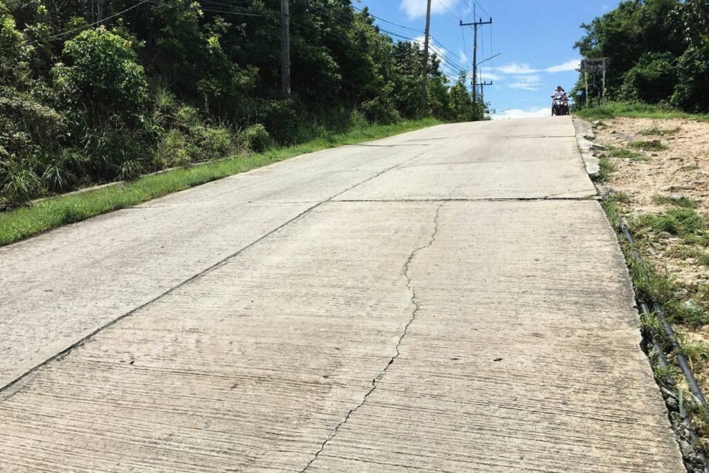 Percuma Probolinggo Punya Wisata Pegunungan yang Indah kalau Akses Jalannya Rusak Parah