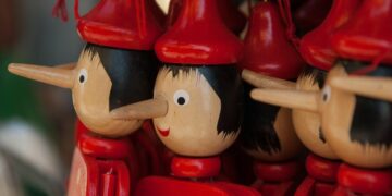 Yang Terjadi pada Anggaran 2025 Bukan Efisiensi, Berhenti Menyebutnya Demikian